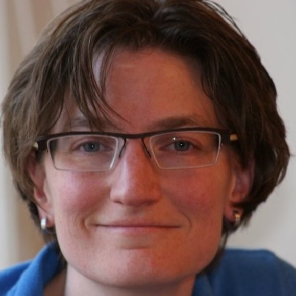 Meet your Posher, Amanda - Picture 1 of 1